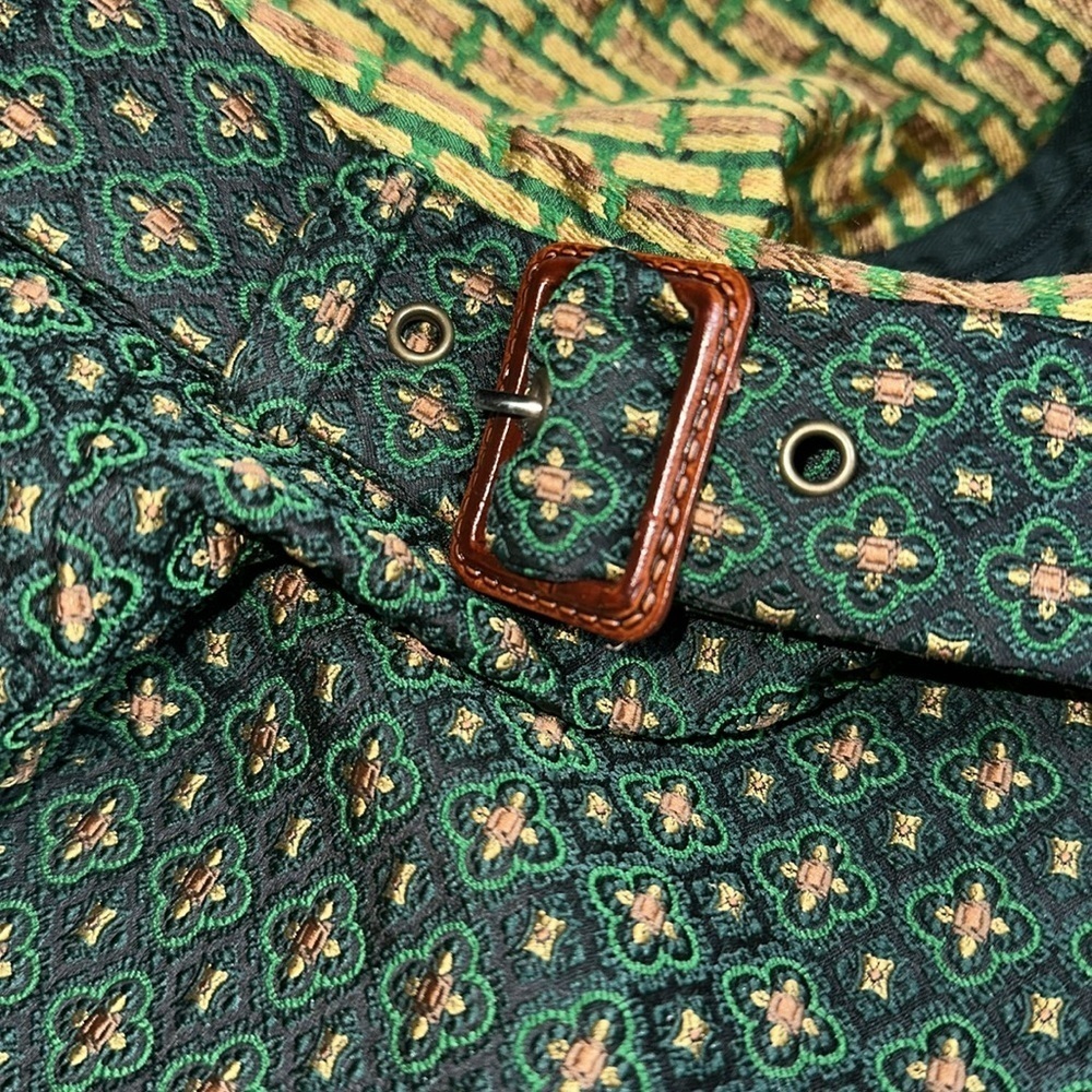 Urban Outfitters UO Peggy Belted green and gold brocade Mini Skirt size SP - Picture 12 of 13